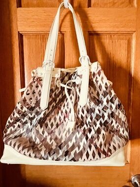 Burberry Nova Check Net Laser Cut Patent Leather Bucket Bag Drawstring